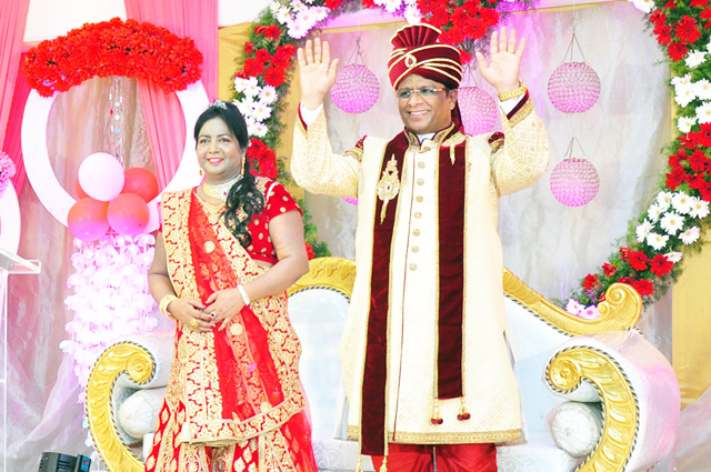 Bro Andrew Richard & Sis Hanna Celebrated their 25th Silver Jubilee Wedding anniversary with great grandeur at the Prayer Center in Mangalore here on May 04th, 2018 amidst a large number of devotees.